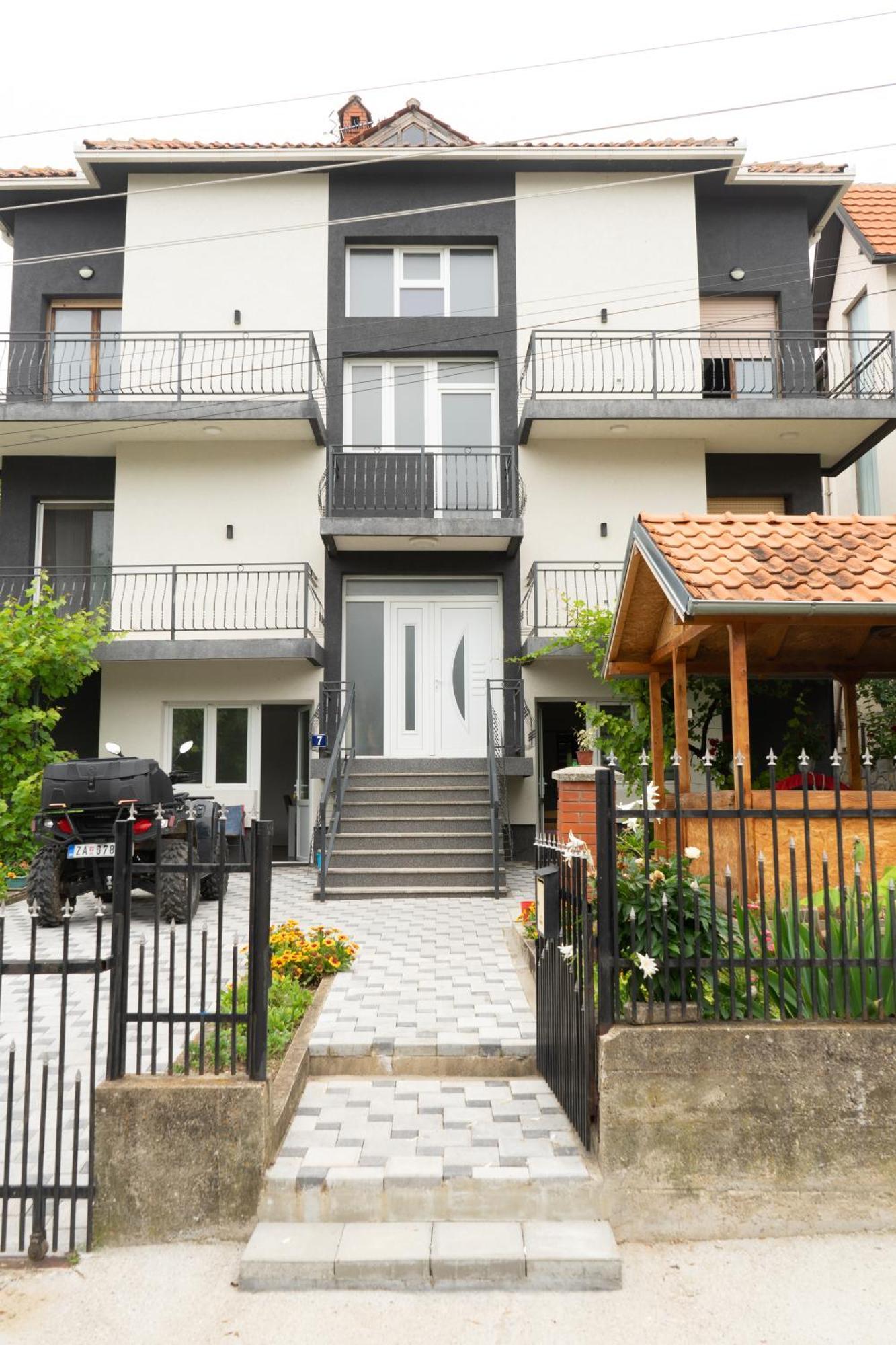 Sobe Jovan Soko Banja Exterior photo